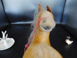 steiff sm horse red reins b